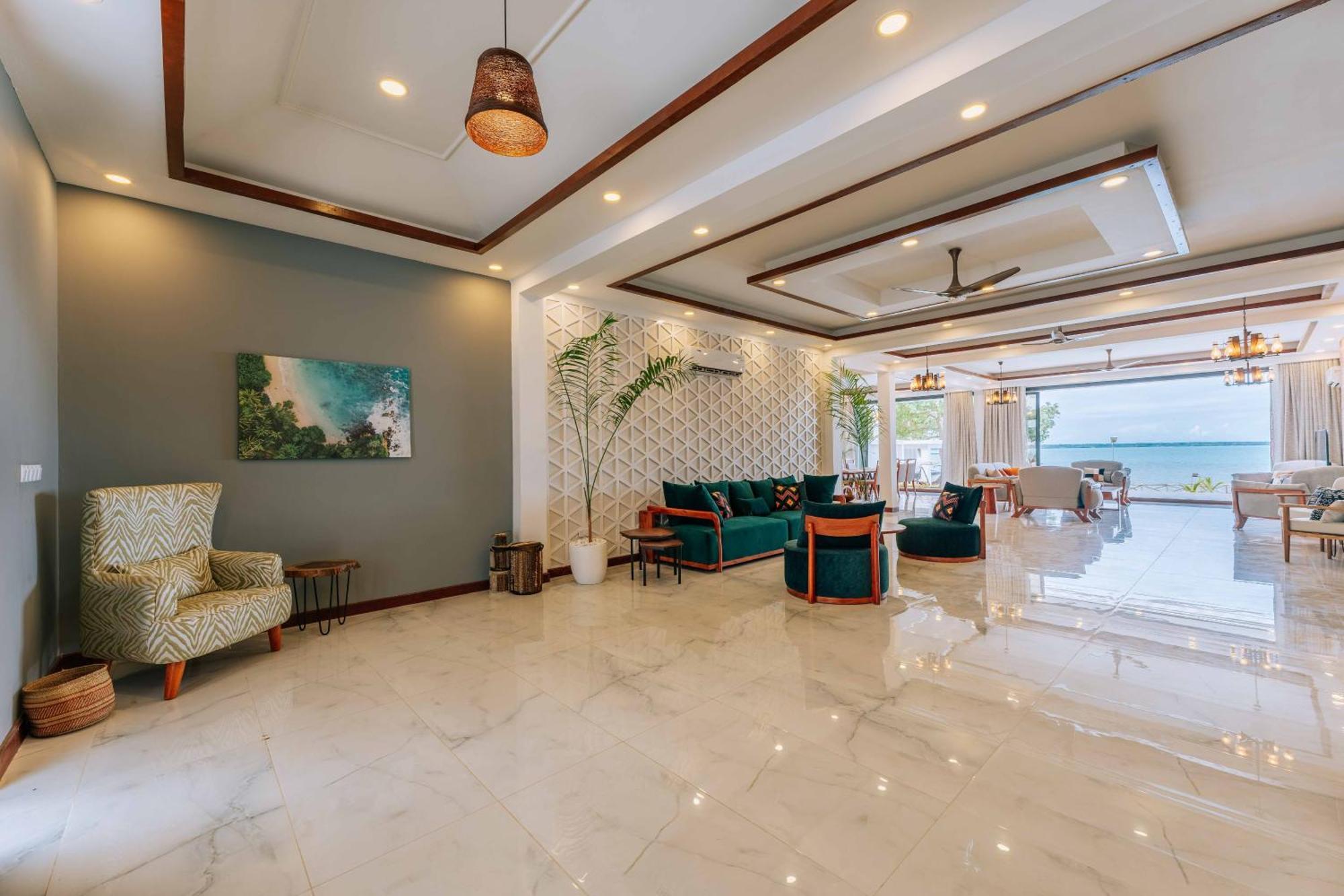 Hotel Blue Ocean & Residences 4*