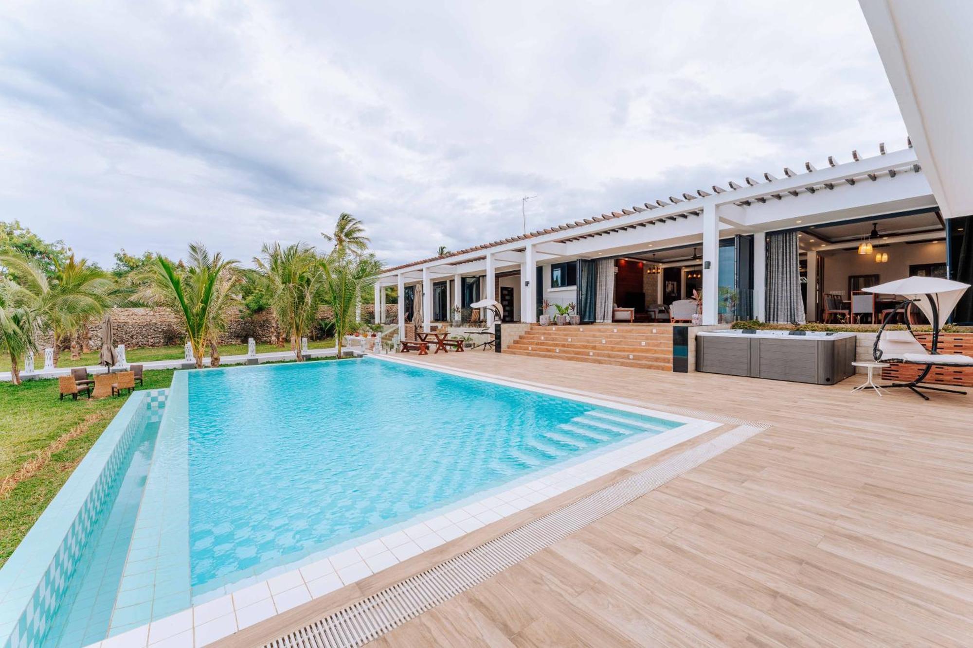 Blue Ocean & Residences
