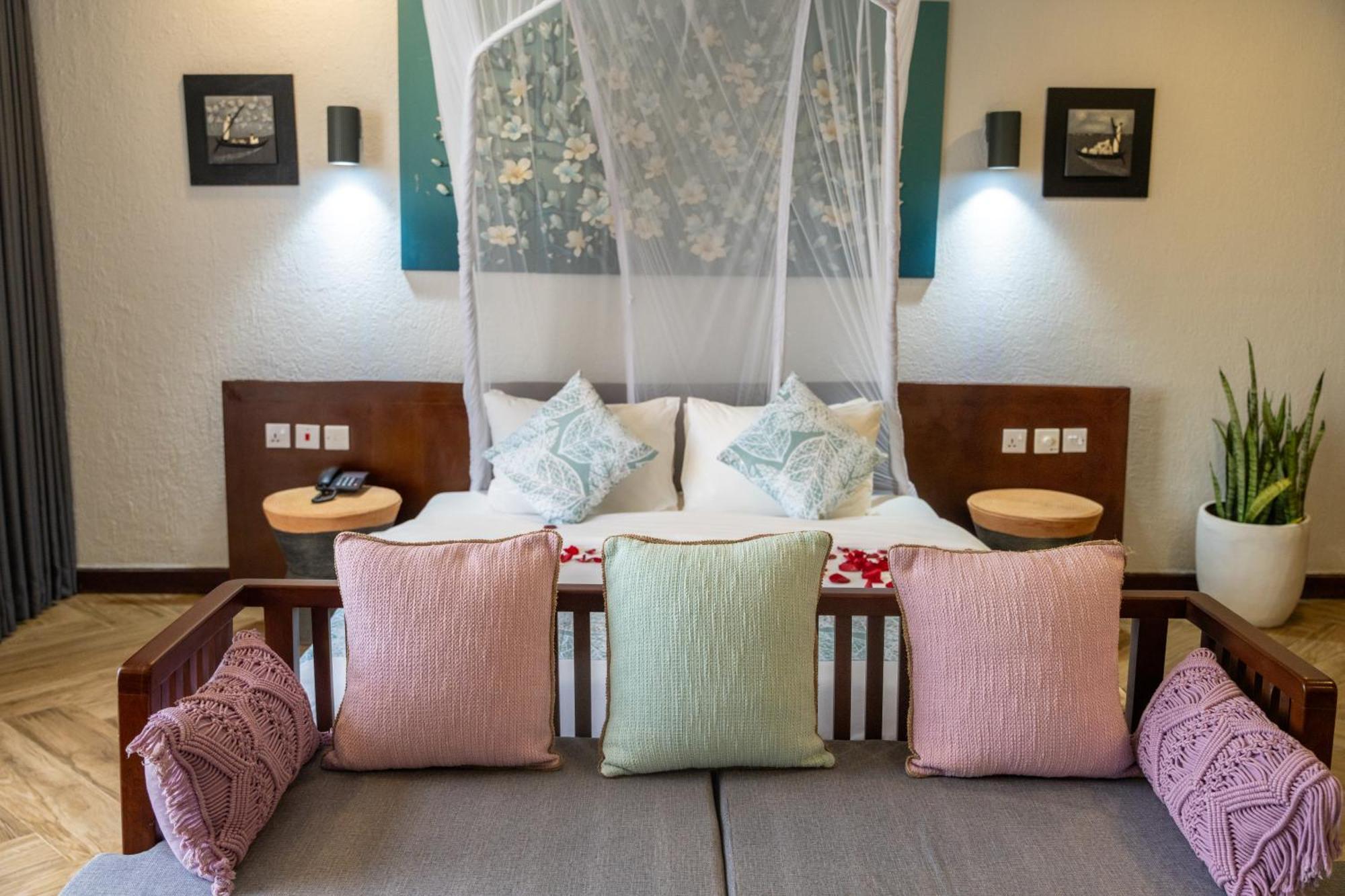 Blue Ocean & Residences 4* Zanzibar