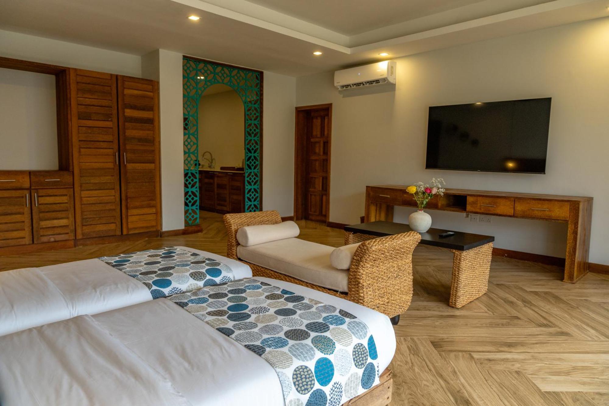 Blue Ocean & Residences